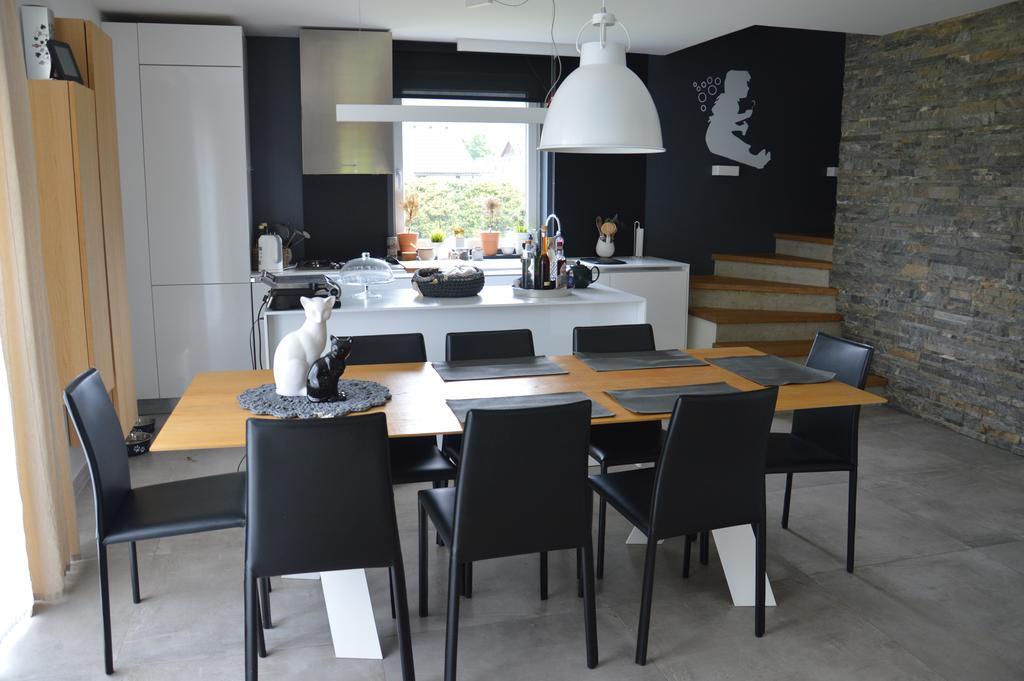 A Modern Flat Apartment ครานสกา โกรา ภายนอก รูปภาพ