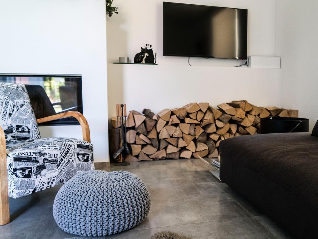 A Modern Flat Apartment ครานสกา โกรา ภายนอก รูปภาพ
